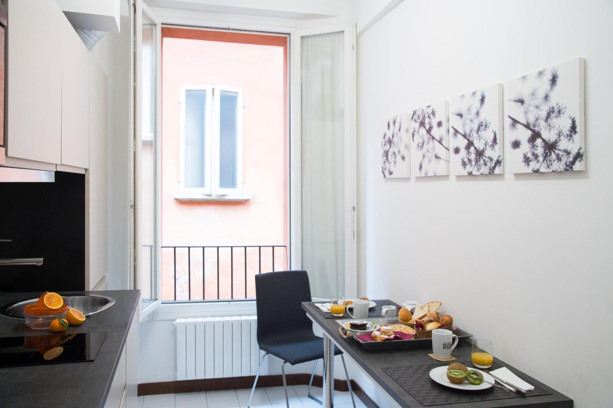 Phi Hotel Bologna Apartments Exterior photo